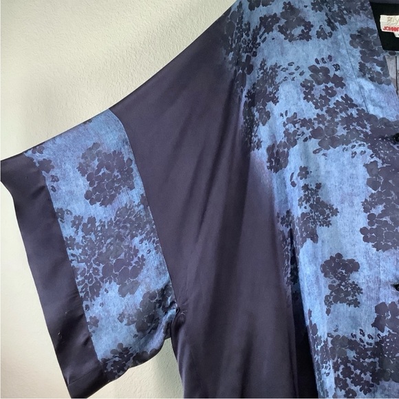 Johnny Was Blue and Black Floral Top - Picture 10 of 11